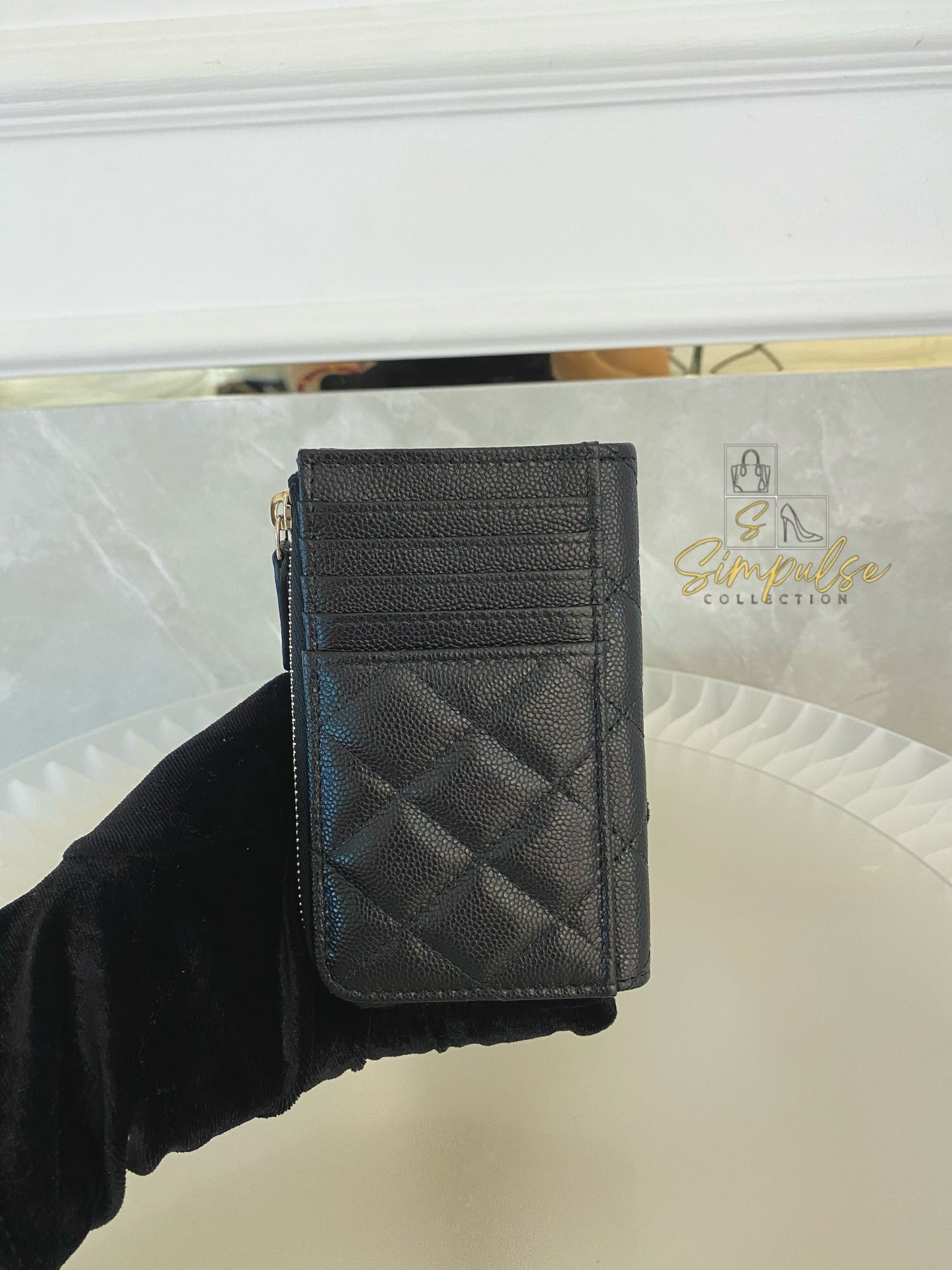 CHANEL CLASSIC ZIP CAVIAR CARD HOLDER BLACK