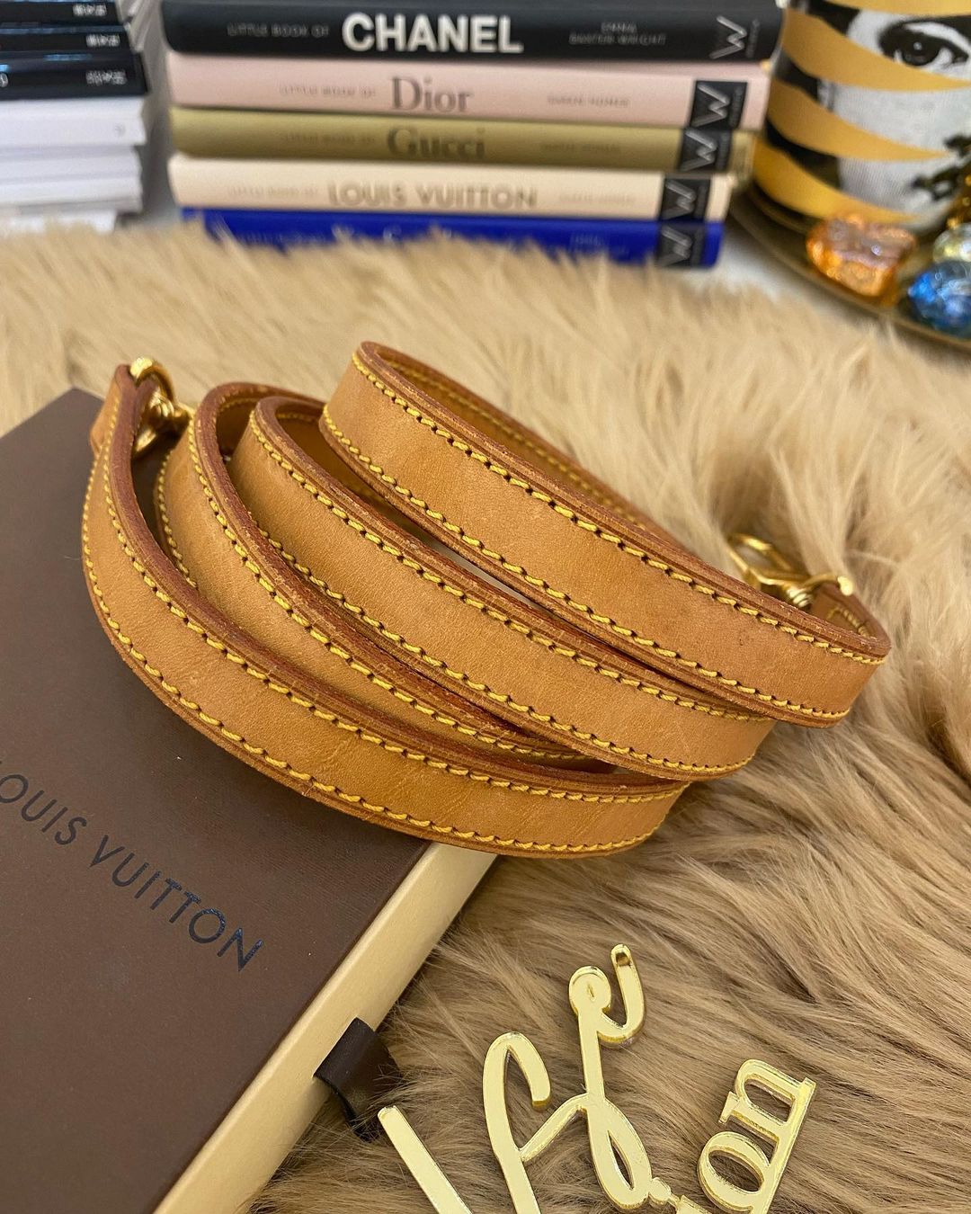 L V Strap
