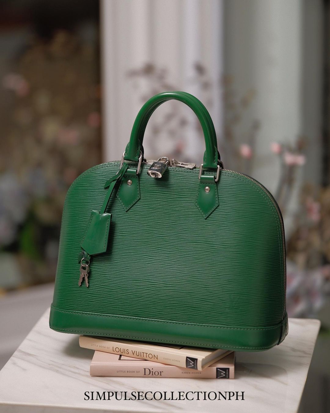 L V Menthe Epi Leather Alma