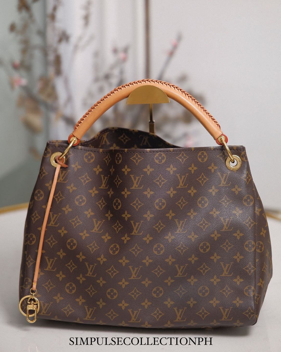 ARTSY MONOGRAM TOTE