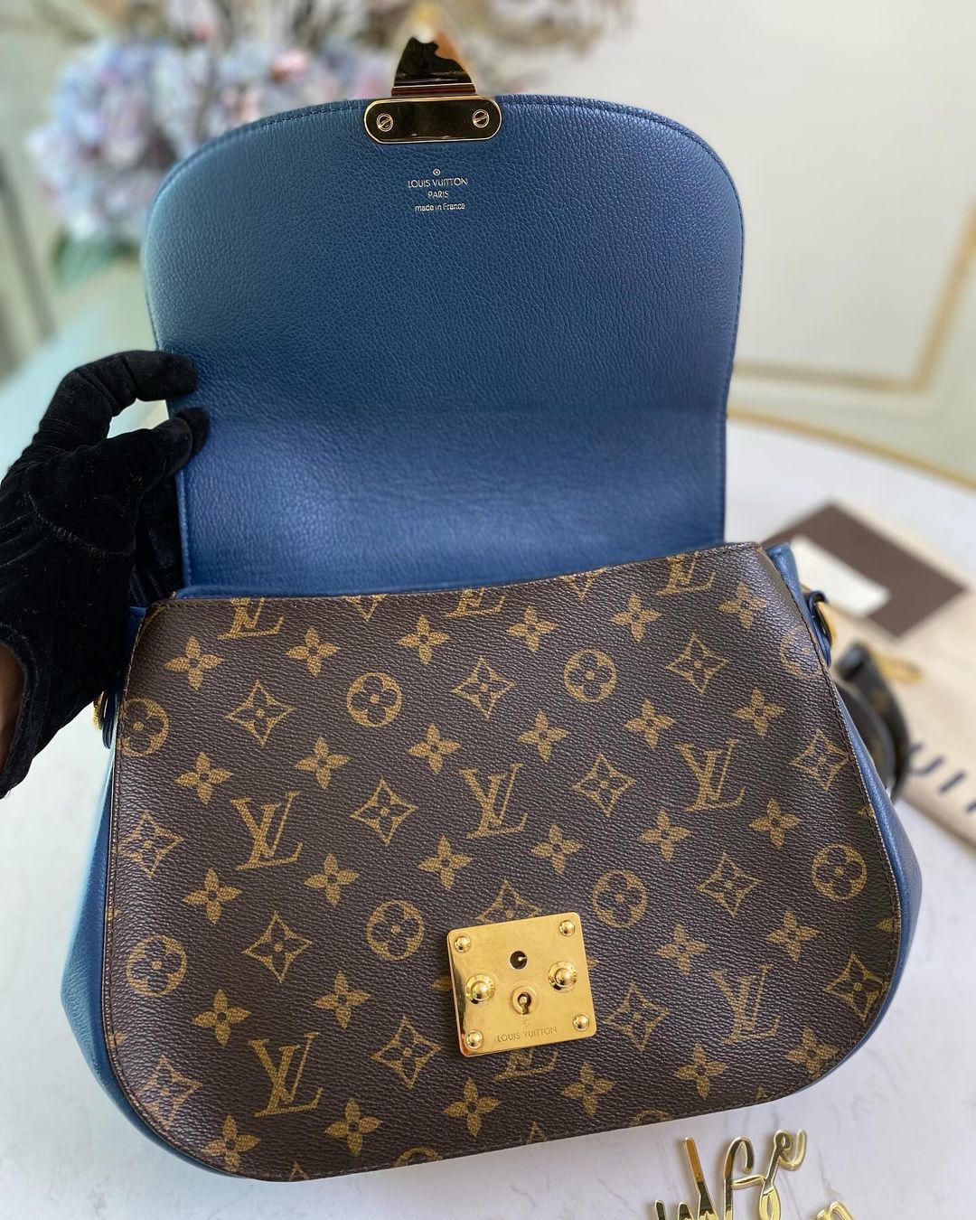 Louis Vuitton Eden Handbag Monogram Canvas
