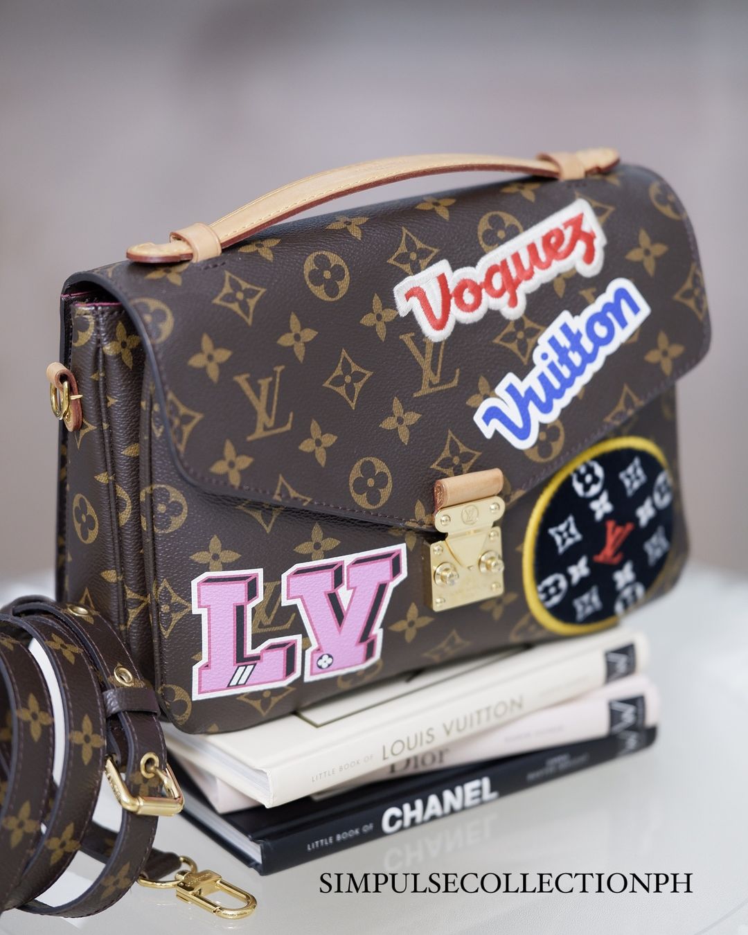 Louis Vuitton Monogram Patches Pochette Metis