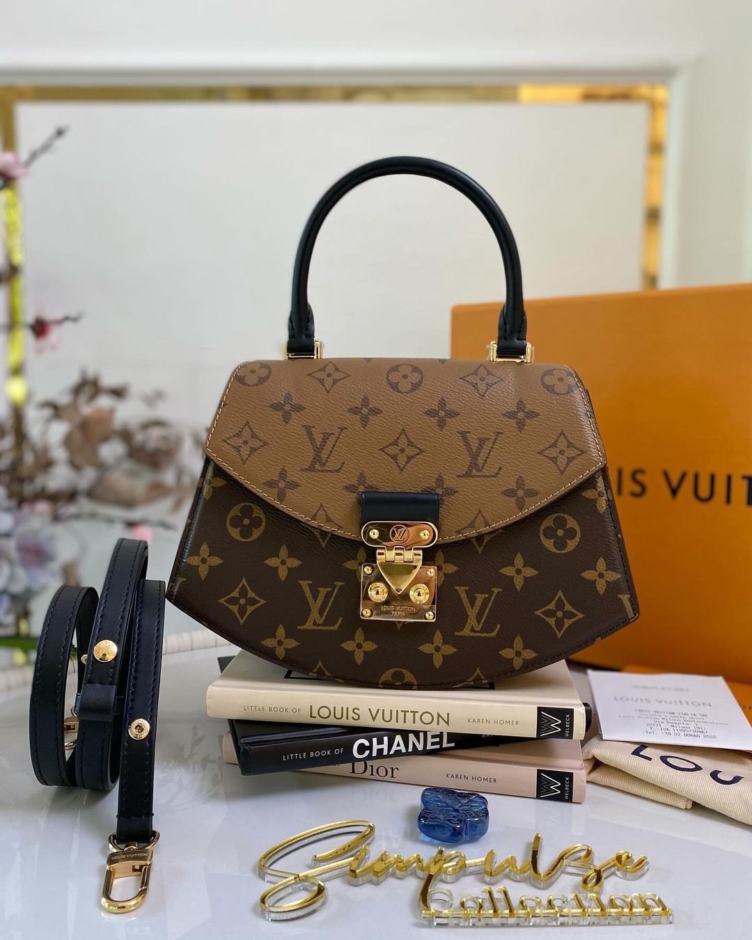 Louis Vuitton Mono Reverse Tilsitt