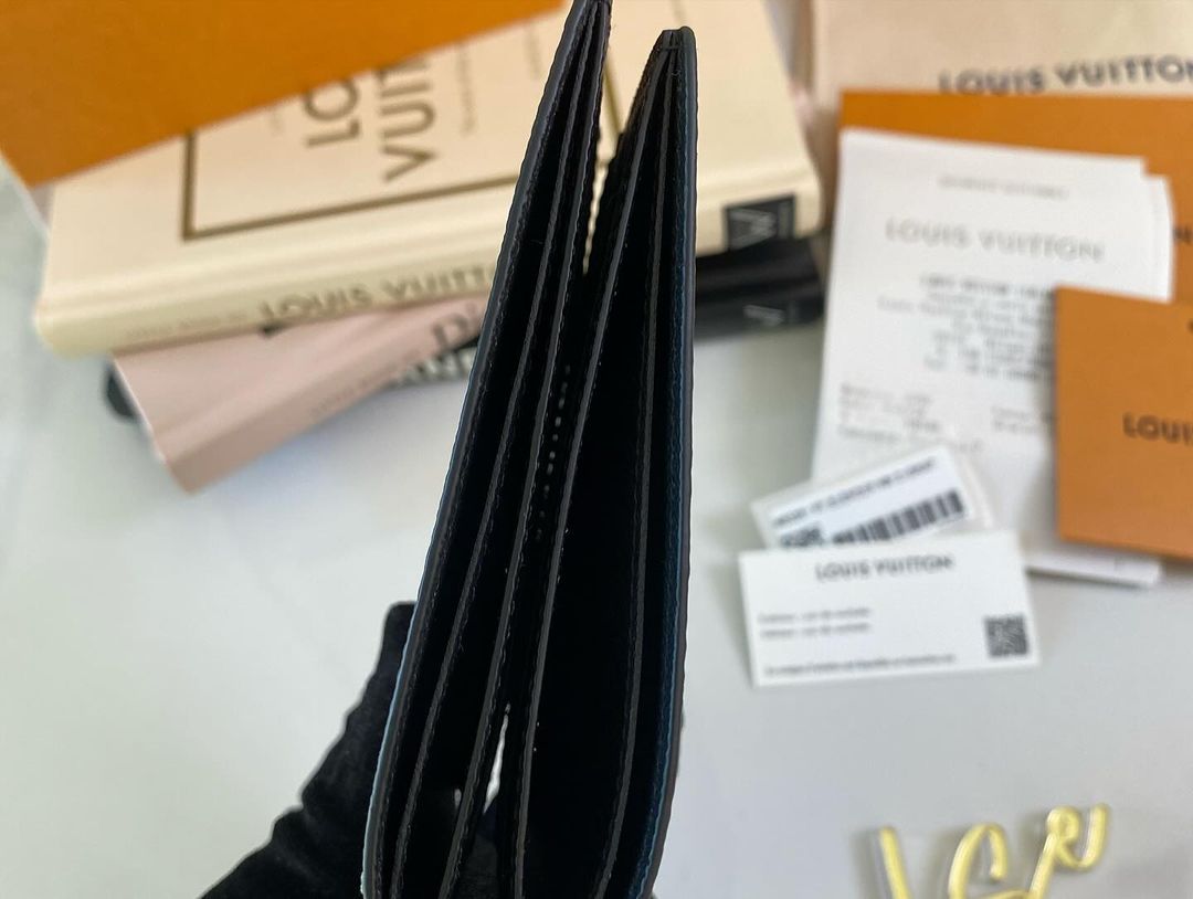 L V Damier Graphite Men’s Wallet