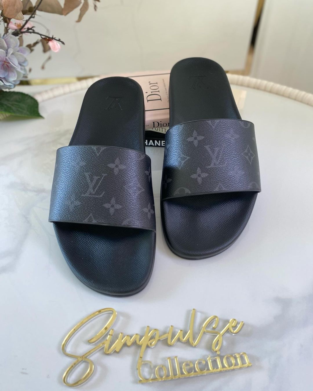 L V Waterfront Mules