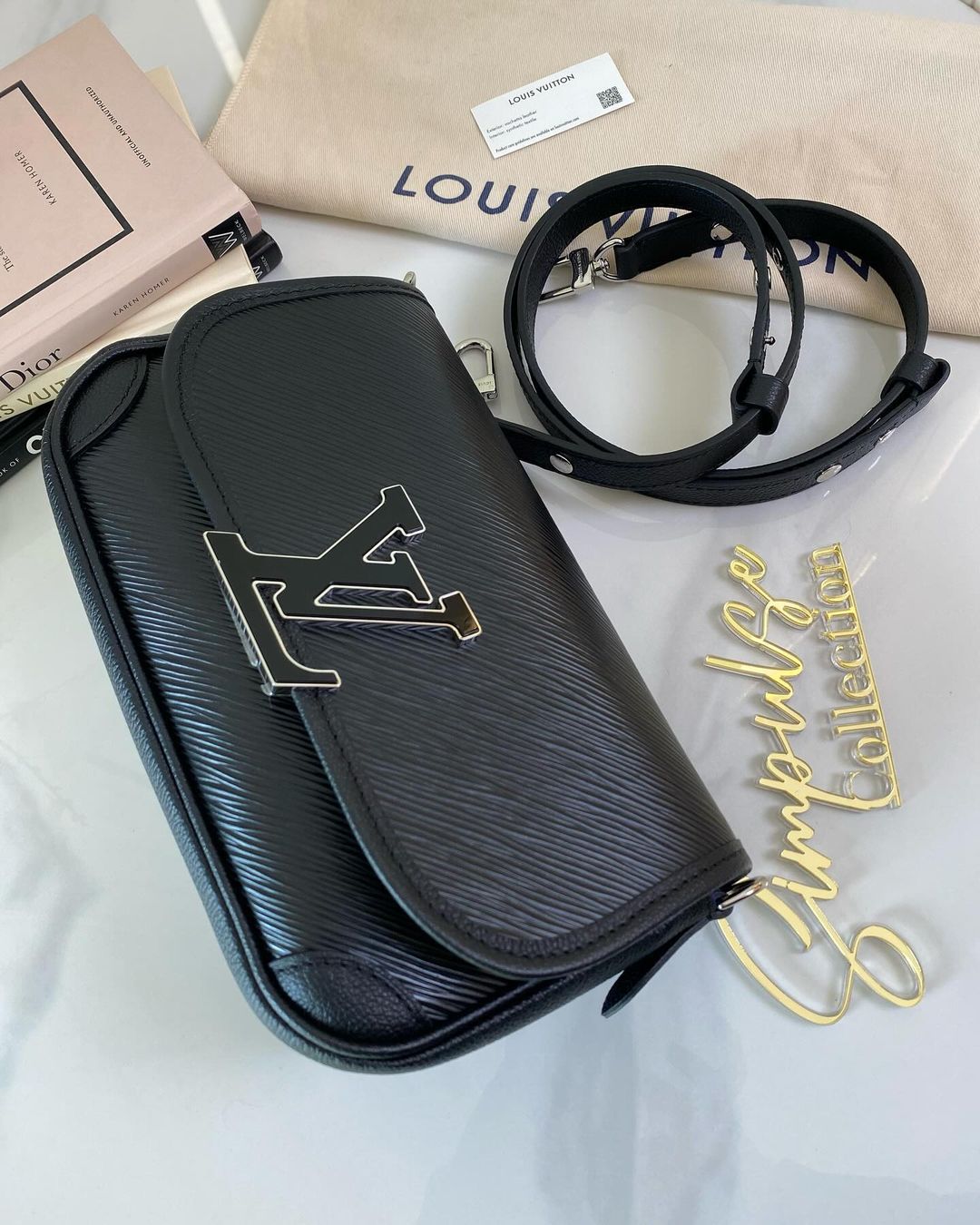 Louis Vuitton Buci Epi Leather Bag