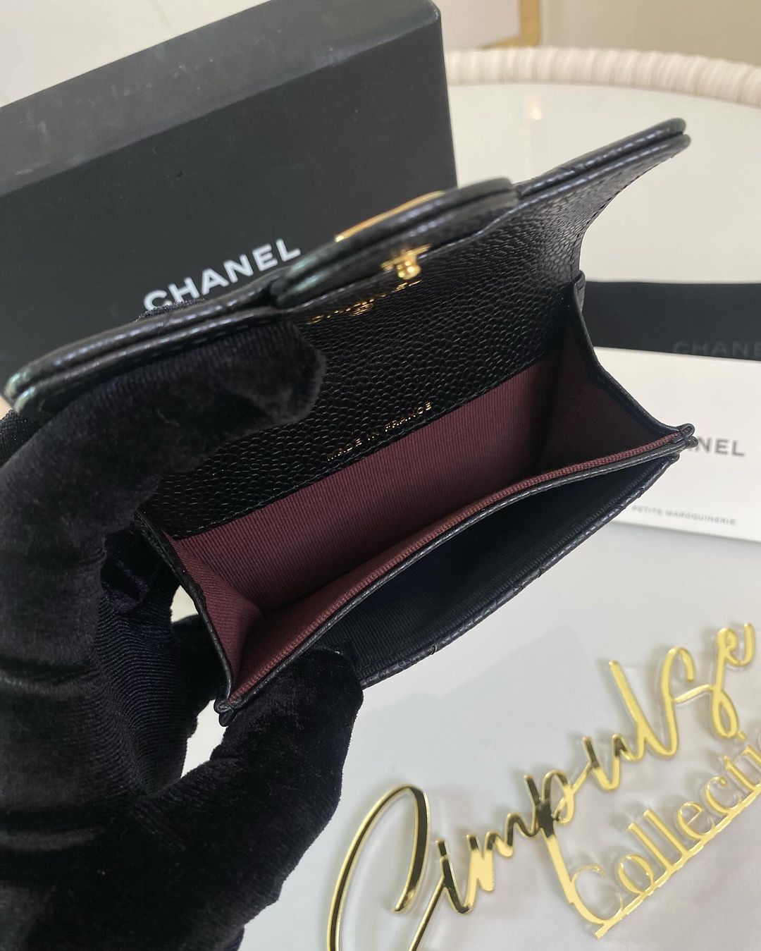 C Caviar Flap Cardholder