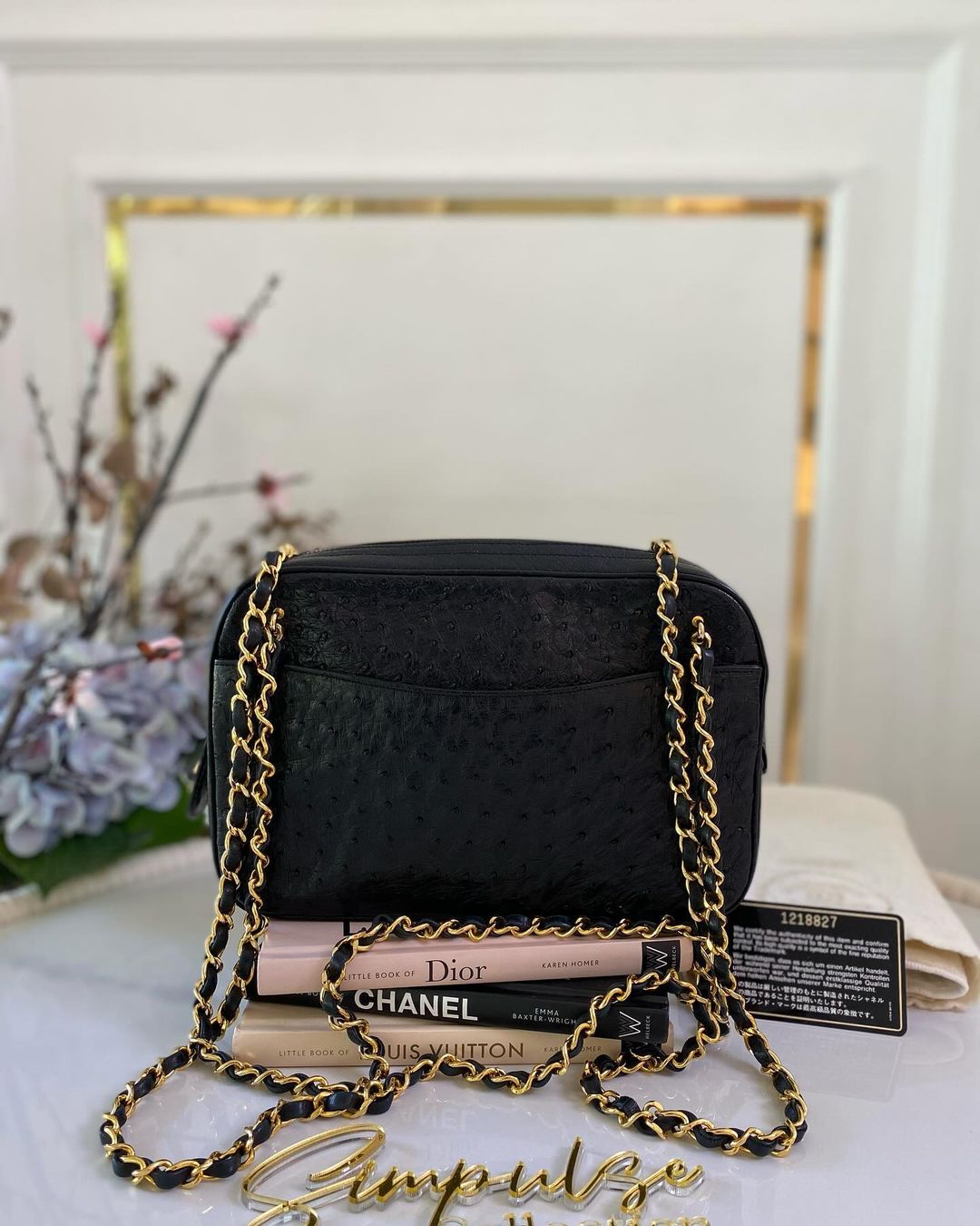 C Vintage Black Ostrich Leather Shoulder Bag