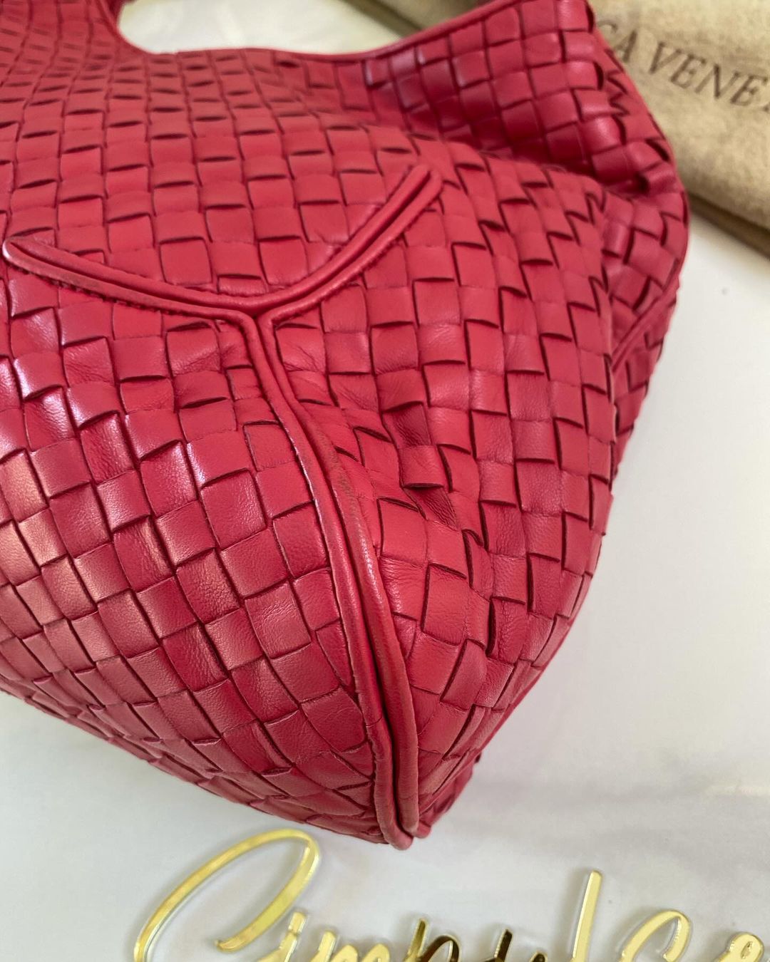 B V Nappa Intercciato New Ball Hobo