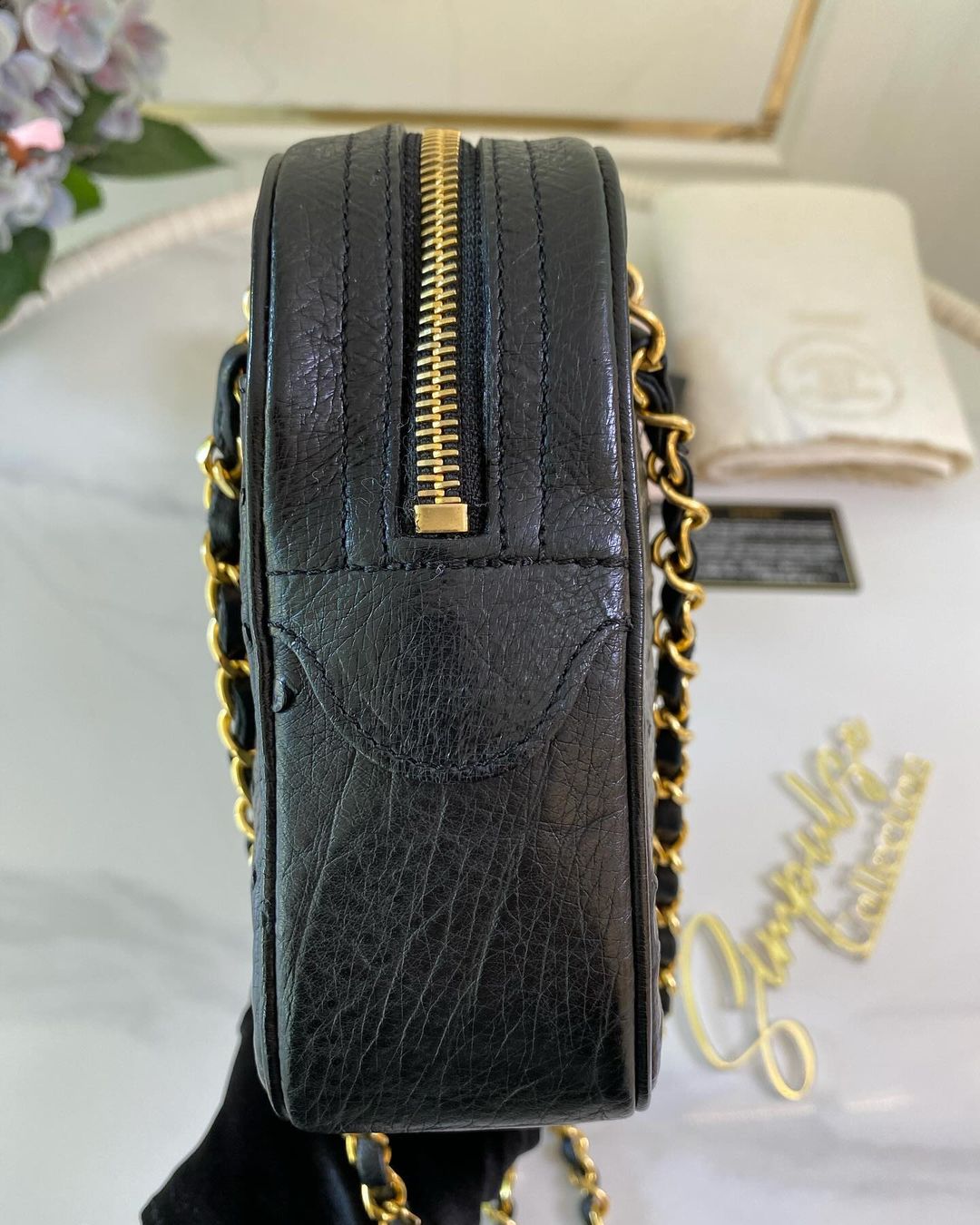 C Vintage Black Ostrich Leather Shoulder Bag