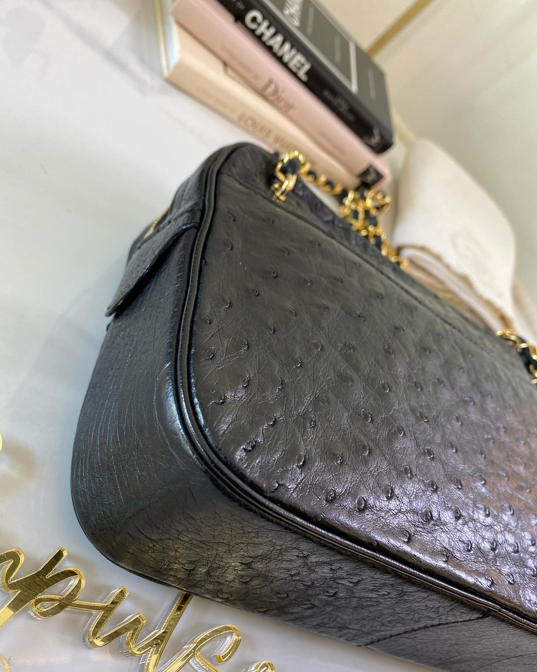 C Vintage Black Ostrich Leather Shoulder Bag