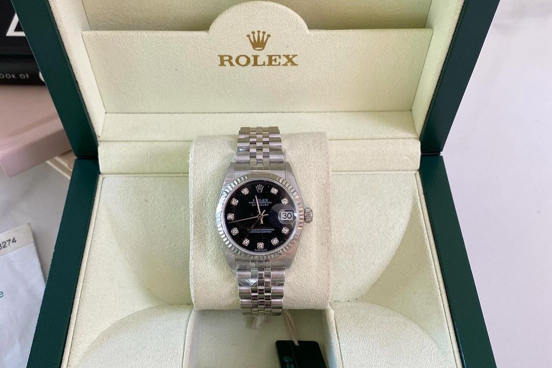 R Datejust 31mm Black Face w/ Diamond Dial