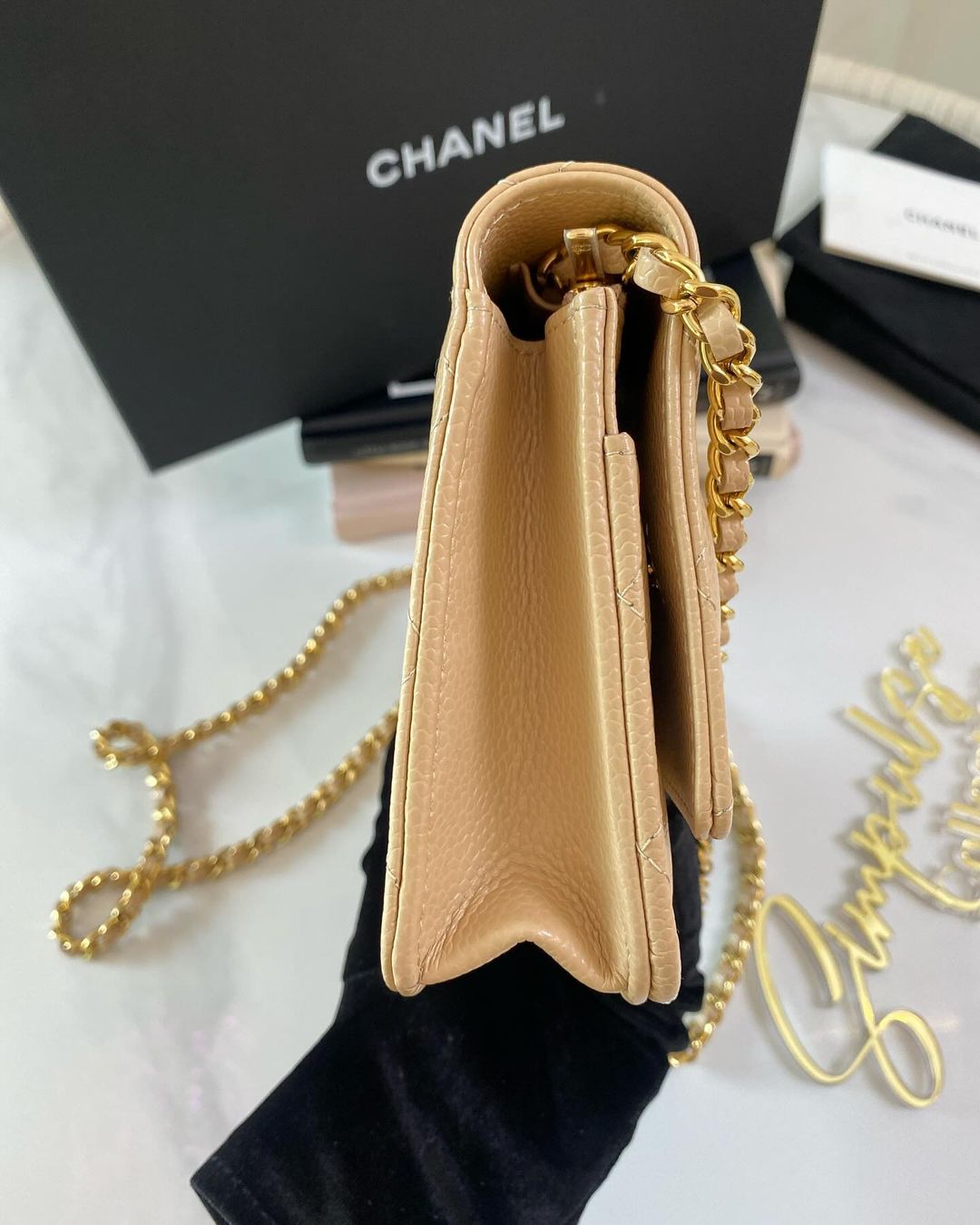 Classic WOC Caviar Beige GHW