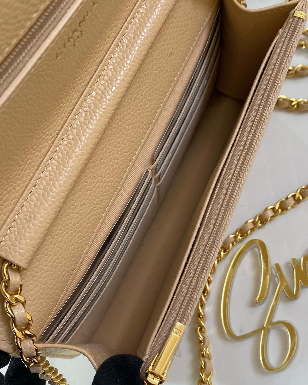 Classic WOC Caviar Beige GHW