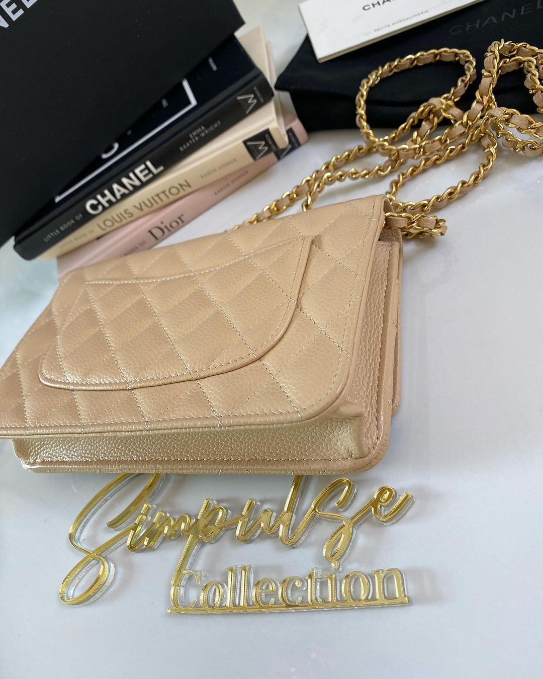 Classic WOC Caviar Beige GHW