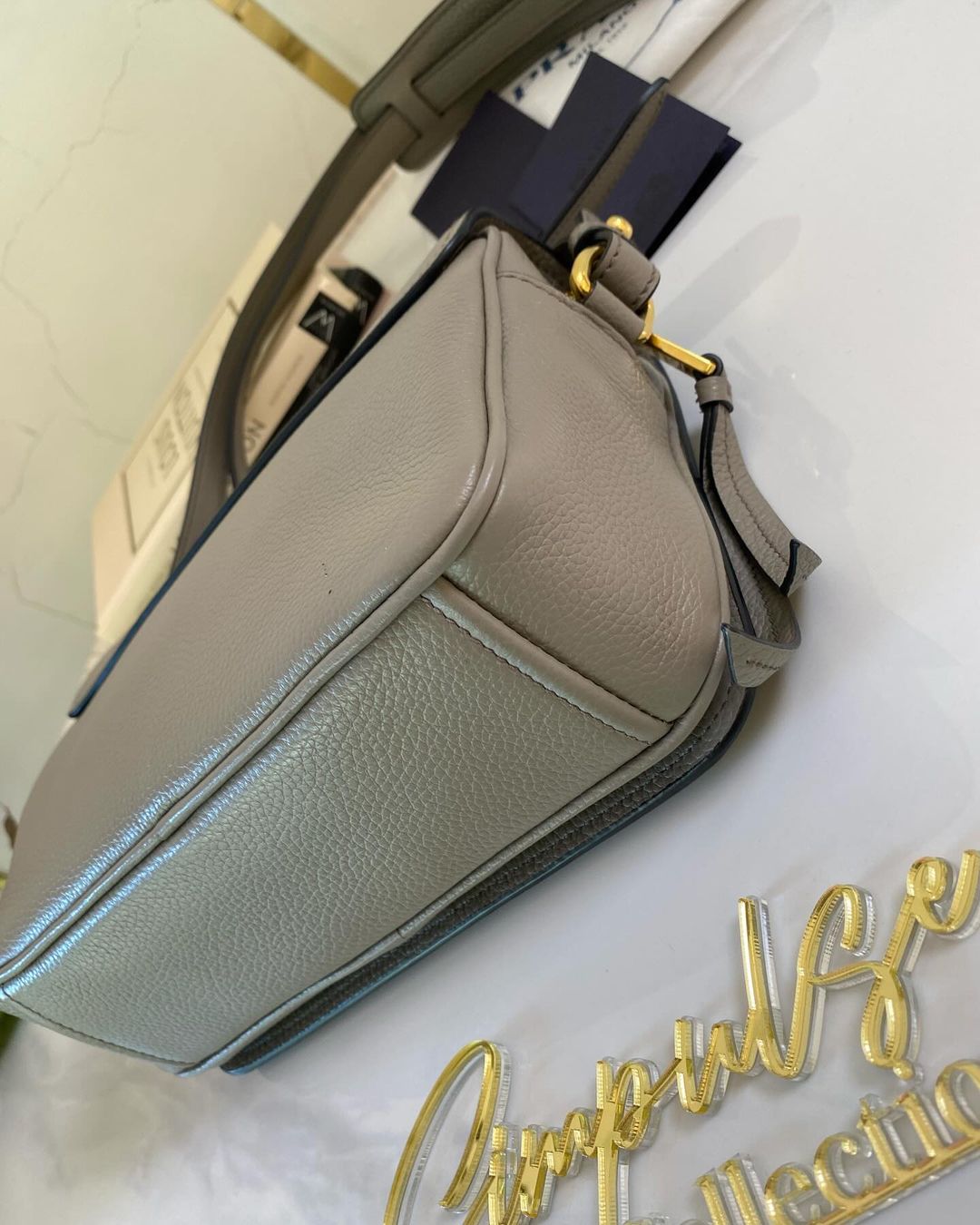 P Vitello Phenix Argilla Grey Leather Flap Crossbody