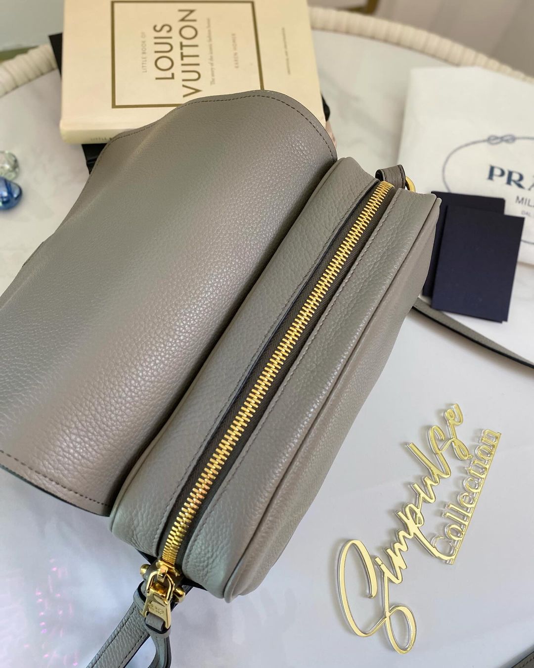 P Vitello Phenix Argilla Grey Leather Flap Crossbody