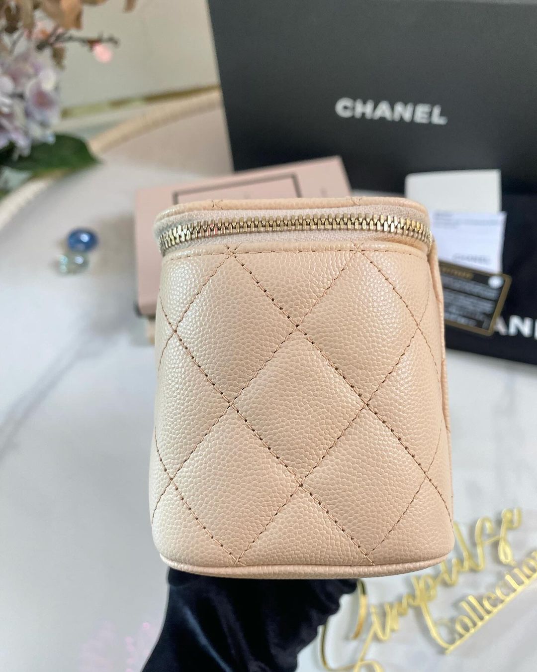 Chanel Vanity Caviar in Beige GHW