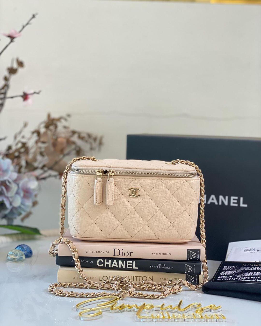 Chanel Vanity Caviar in Beige GHW