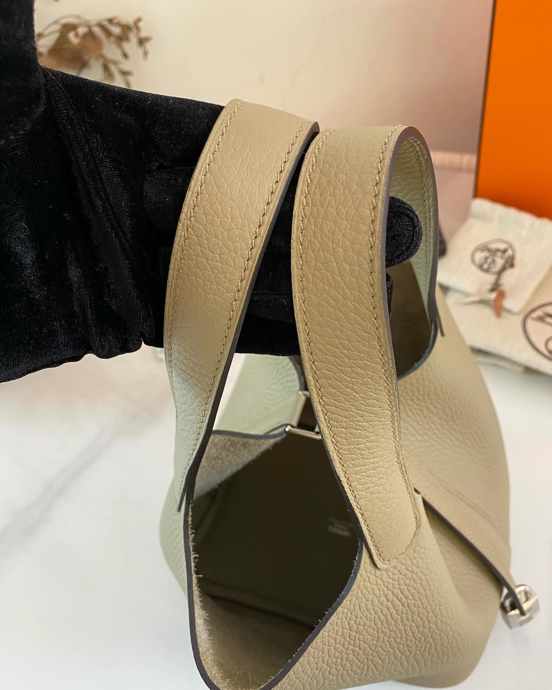 Hermes Pico Lock 18 Beige Marfa