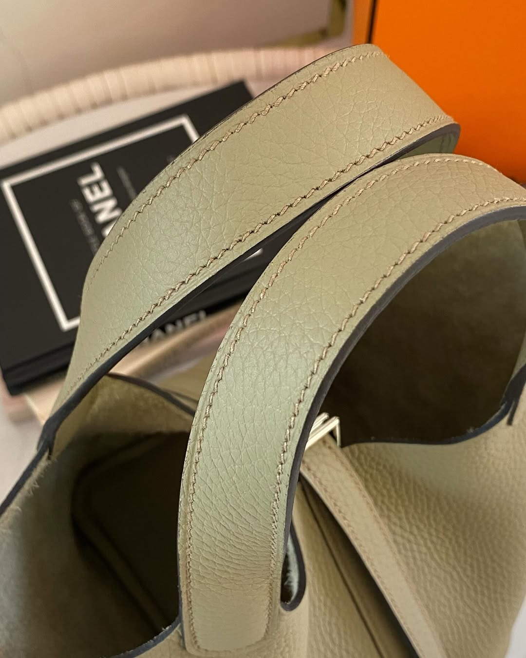 Hermes Pico Lock 18 Beige Marfa