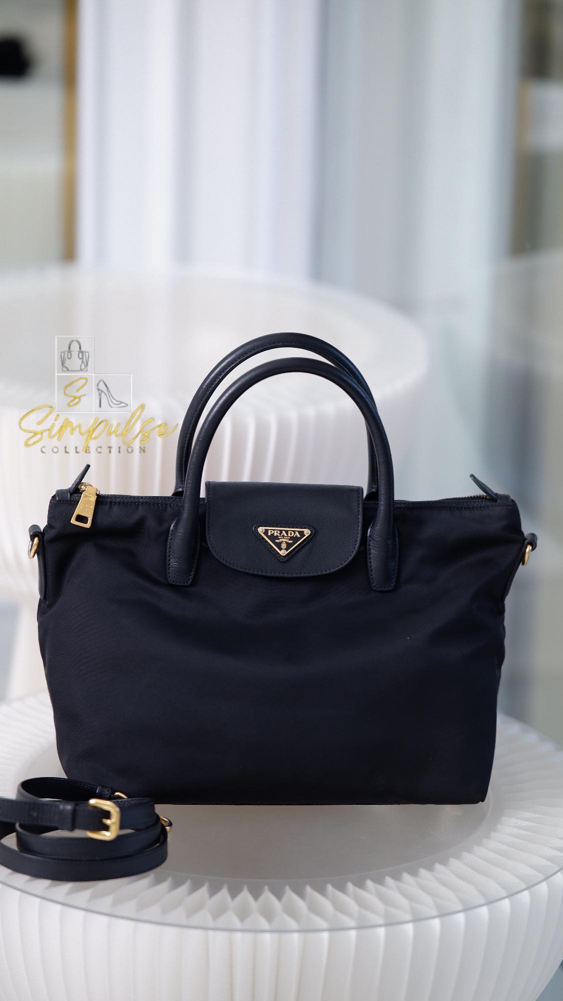 P Tessuto Nylon Tote Bag