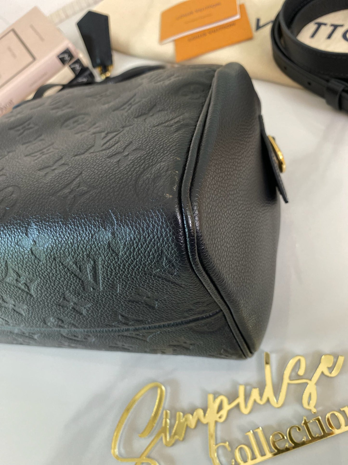 Louis Vuitton Bandouliere 25 Empreinte