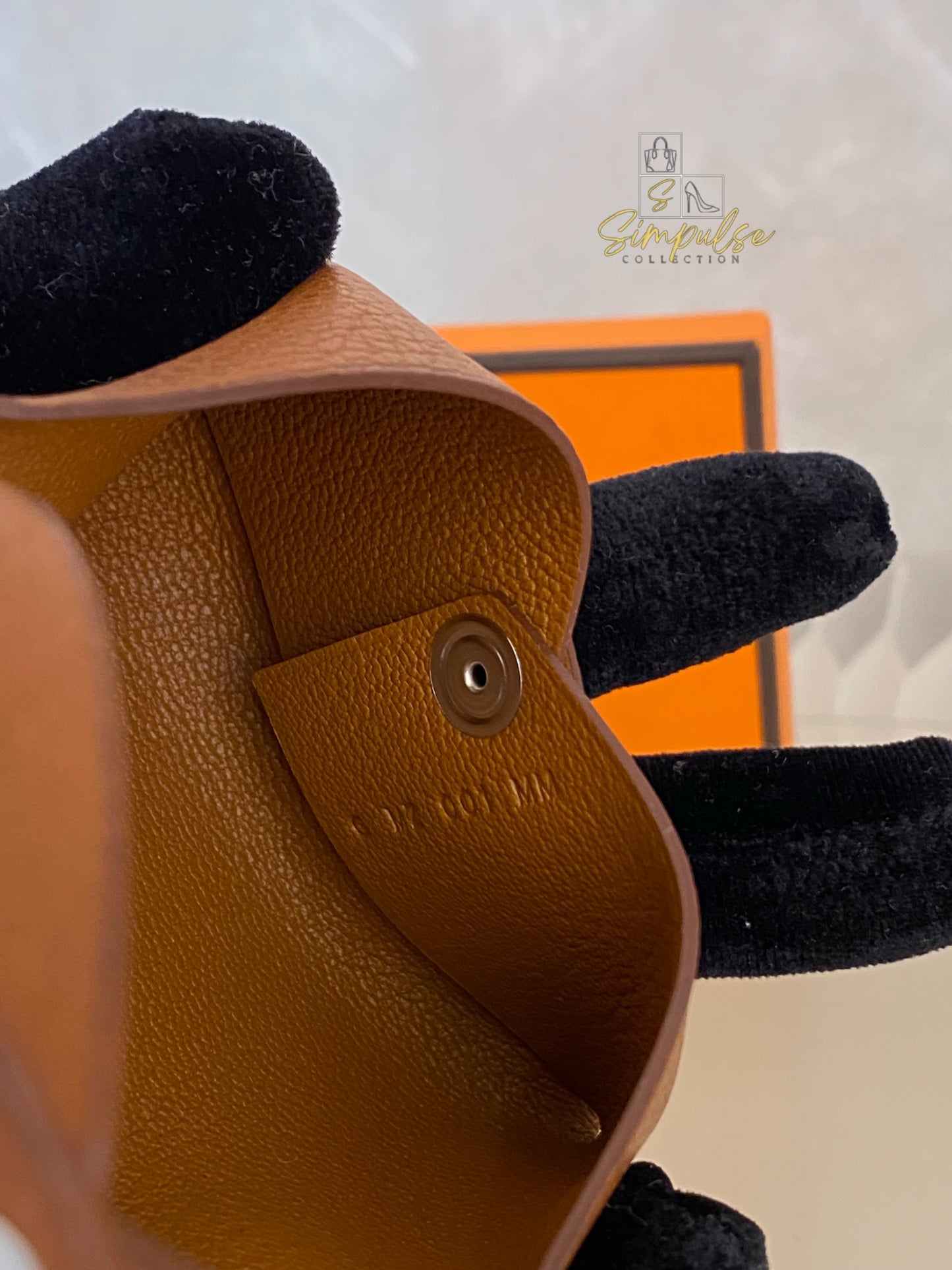 HERMES CALVI CARD HOLDER TAN