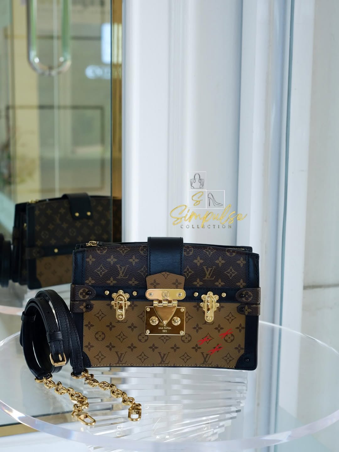 Louis Vuitton Mono Reverse Pochette Trunk