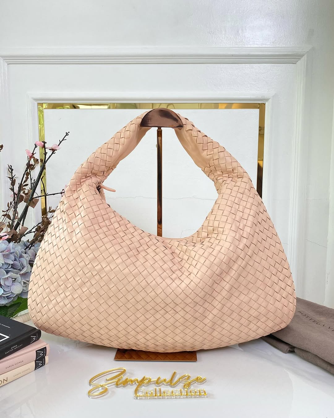 BV Medium Nm Intrecciato Hobo Bag