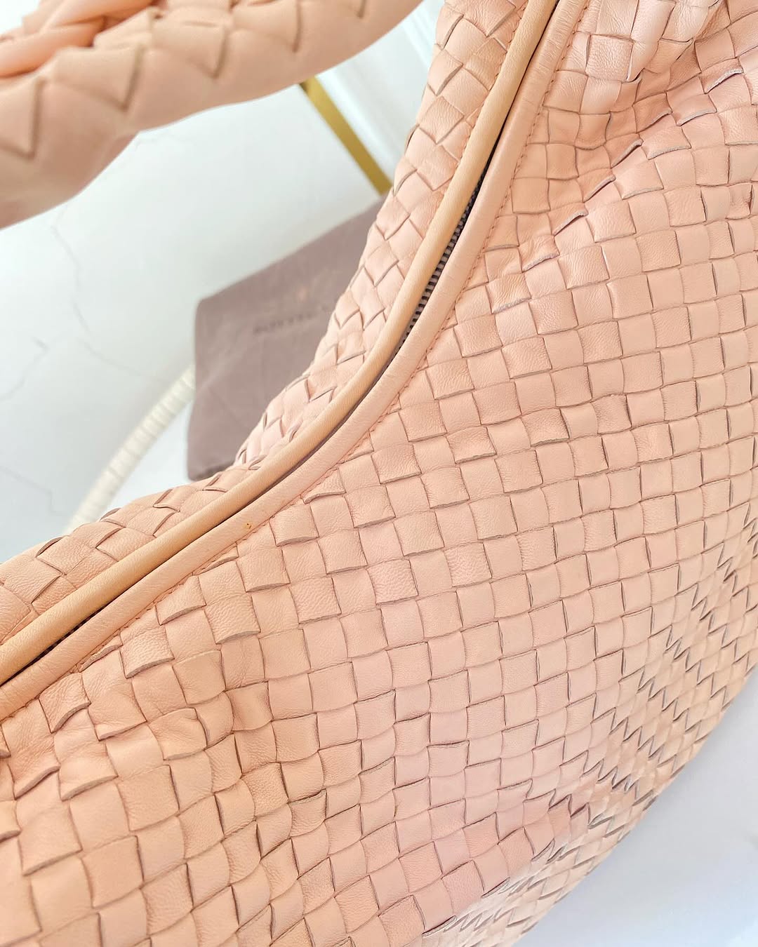 BV Medium Nm Intrecciato Hobo Bag