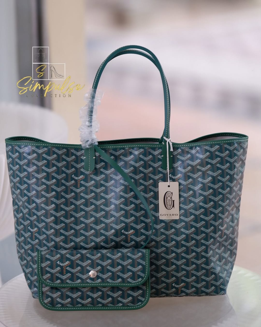 Goyard St. Louis Pm Size in Green