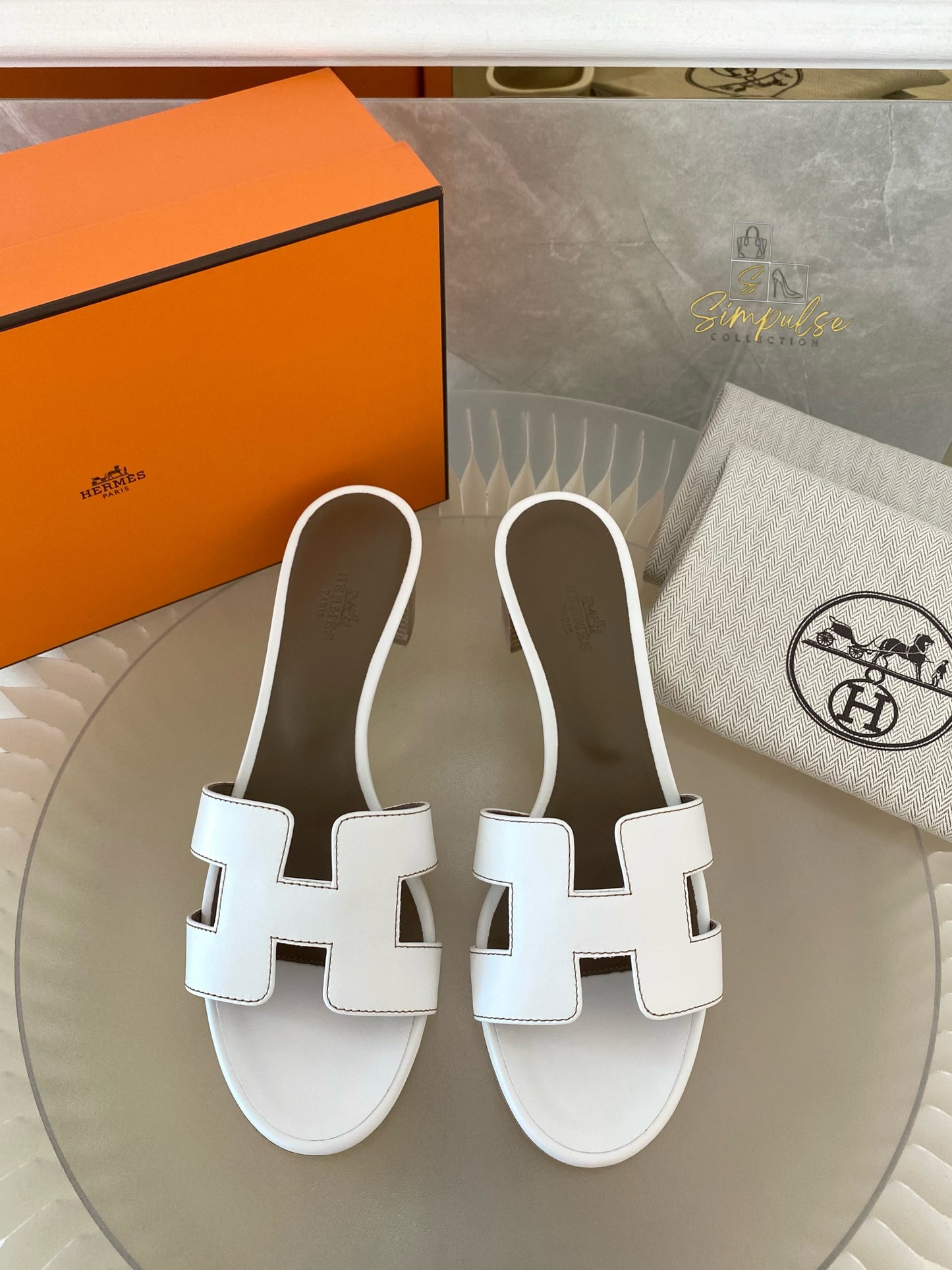 HERMES Oasis White