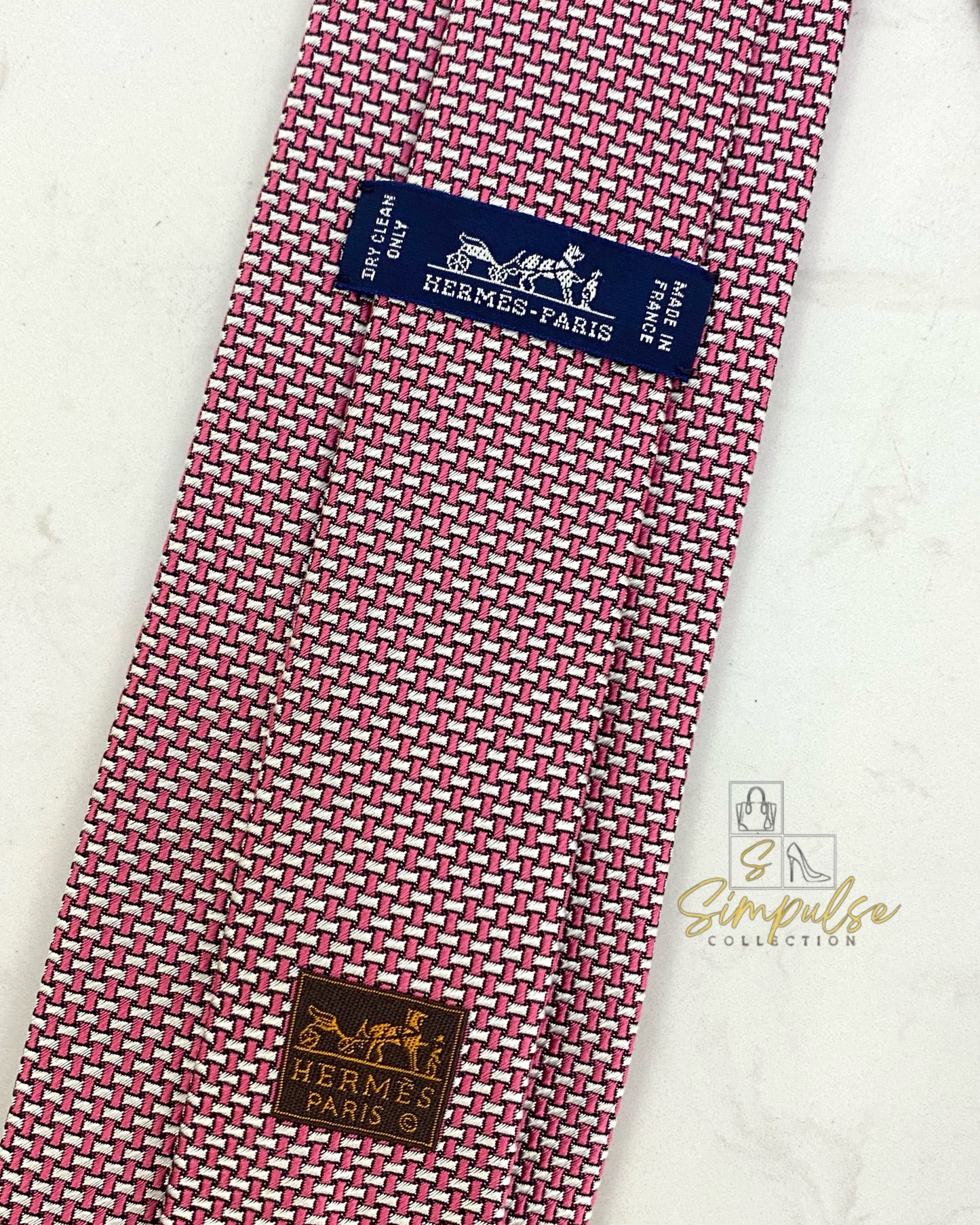 HERMES RED & WHITE GEOMETRIC WOVEN PATTERN