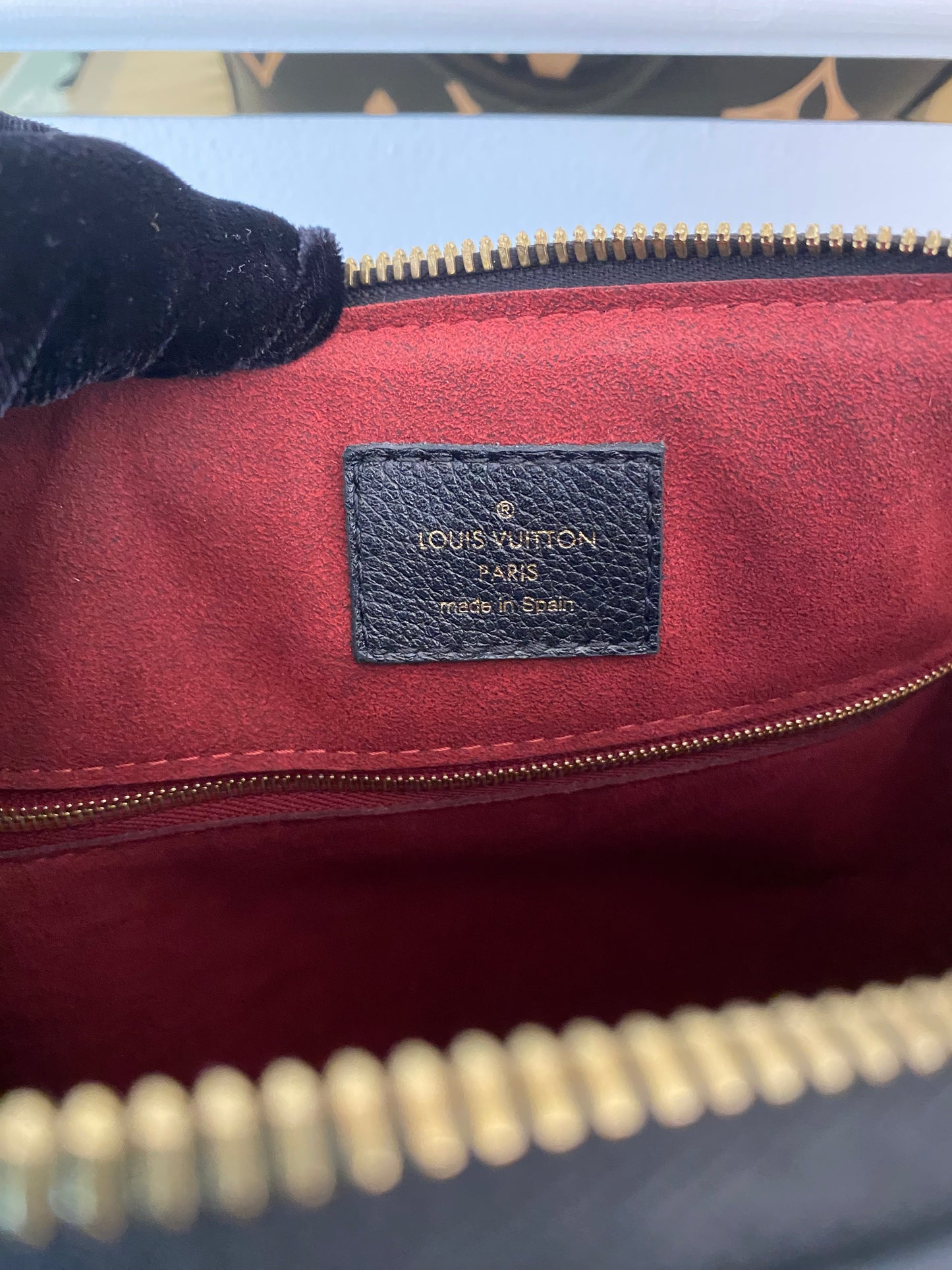 LOUIS VUITTON Speedy Bandouliere 25 Empreinte Leather Black