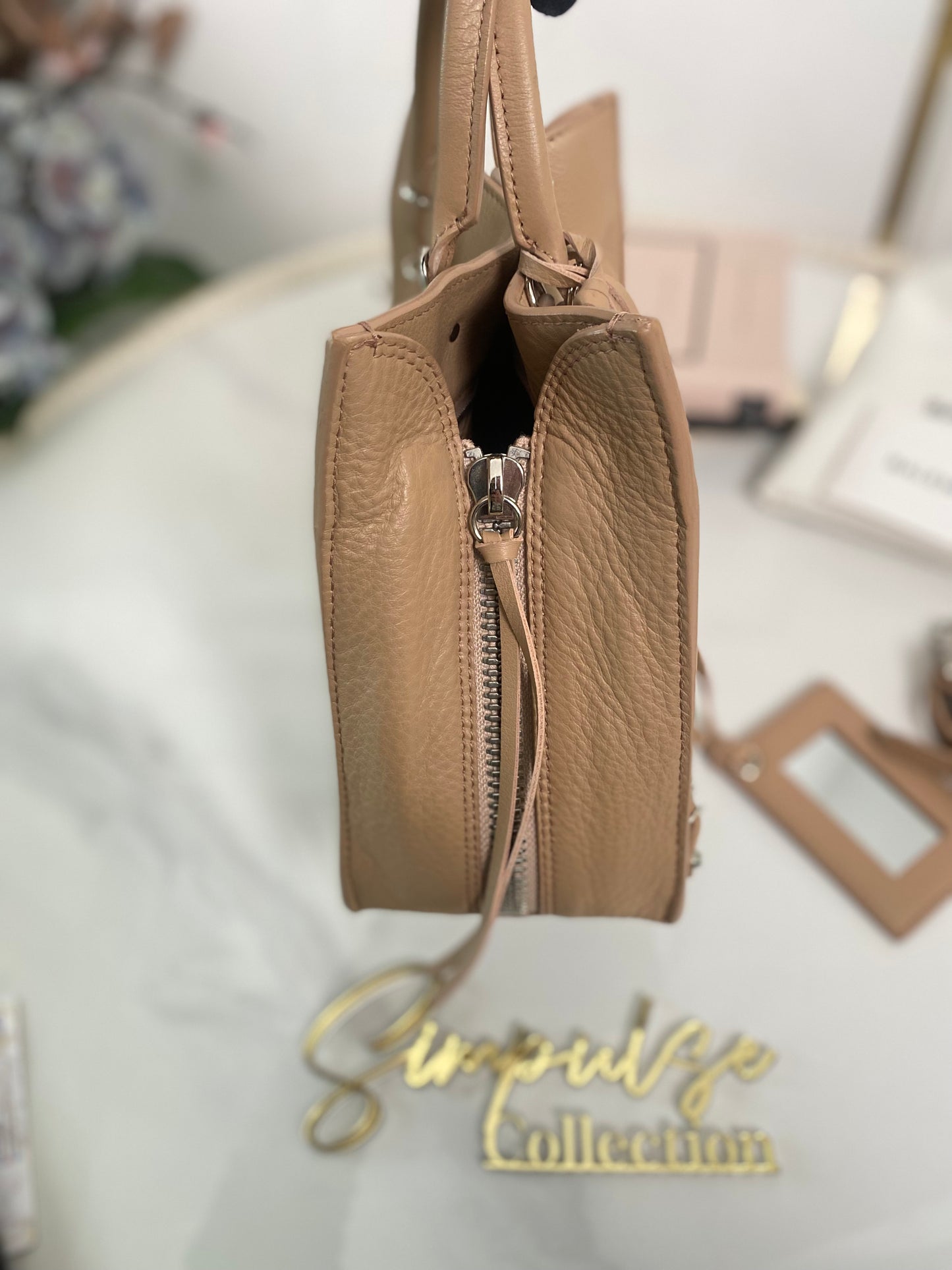 B Papier A6 Zip Around Tote