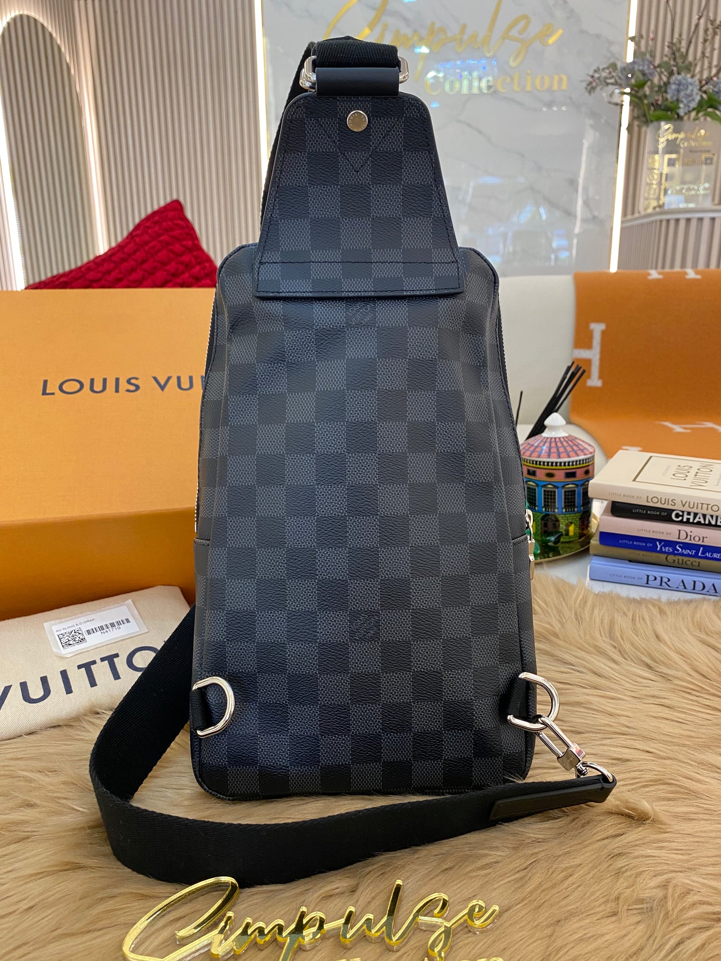 L V Damier Graphite Avenue