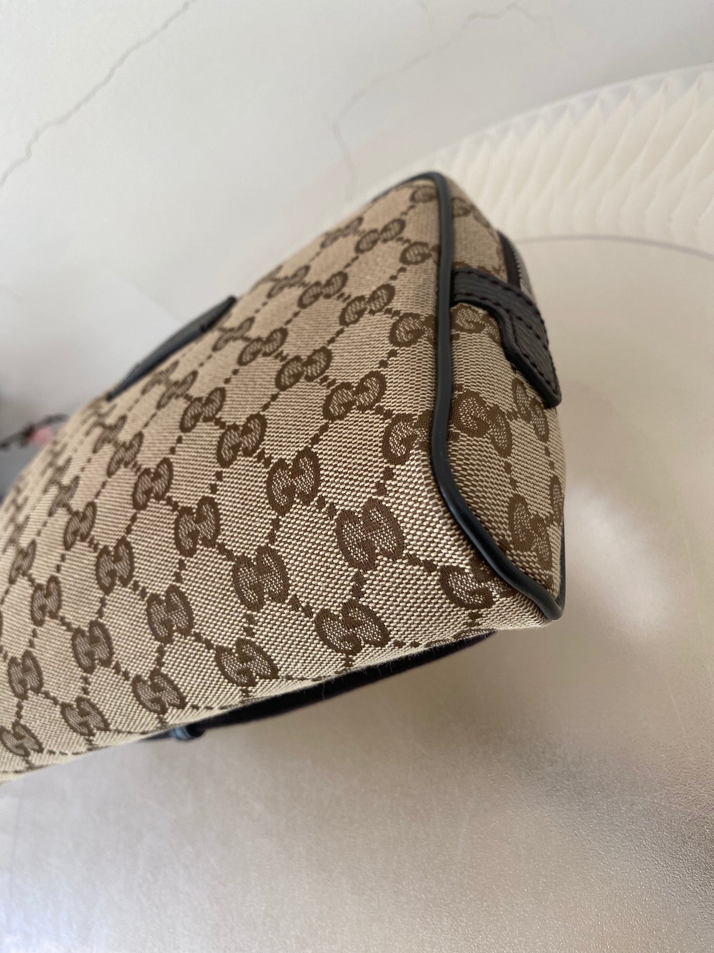GUCCI Mono Belt Bag