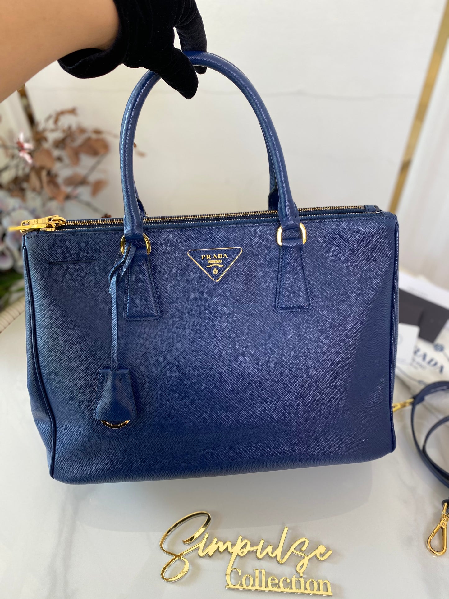 Prada Saffiano Medium Galleria Double Zip