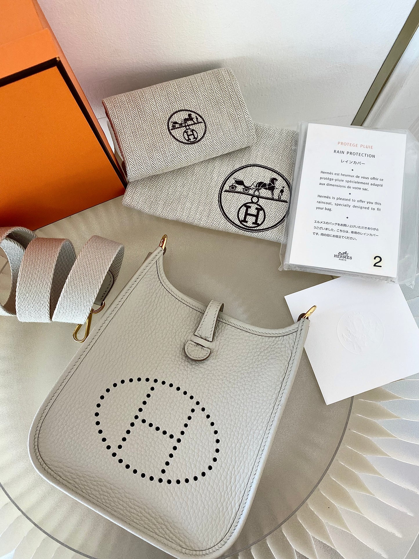 Hermes Evelyne TPM Beton GHW
