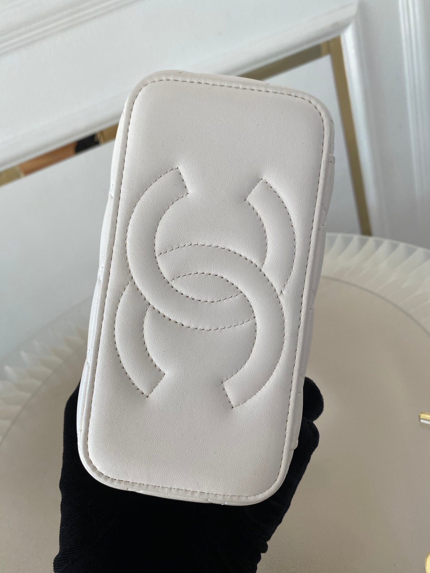 Chanel Vanity Coco White Gold