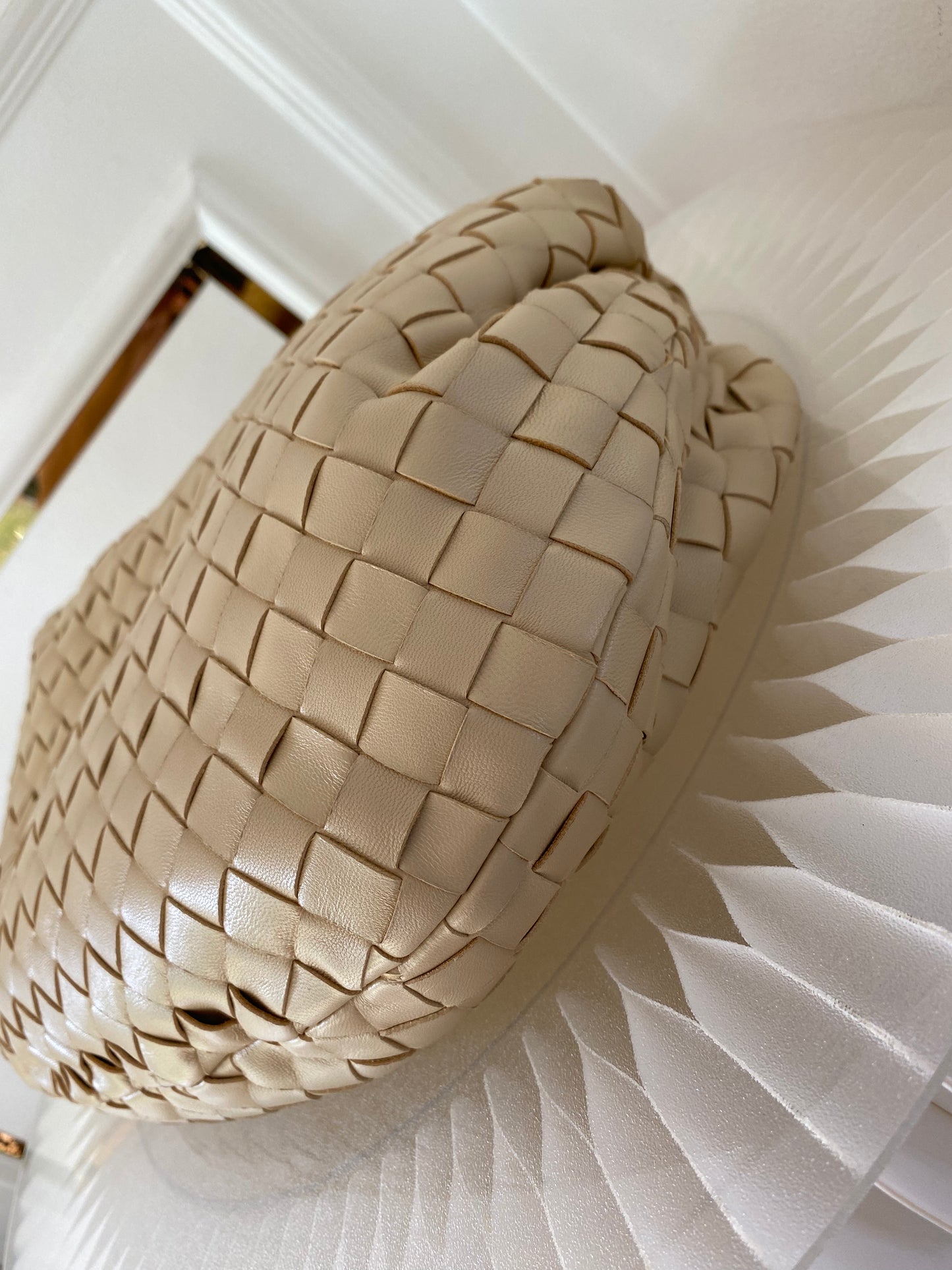 Bottega Veneta Jodie Teen Beige