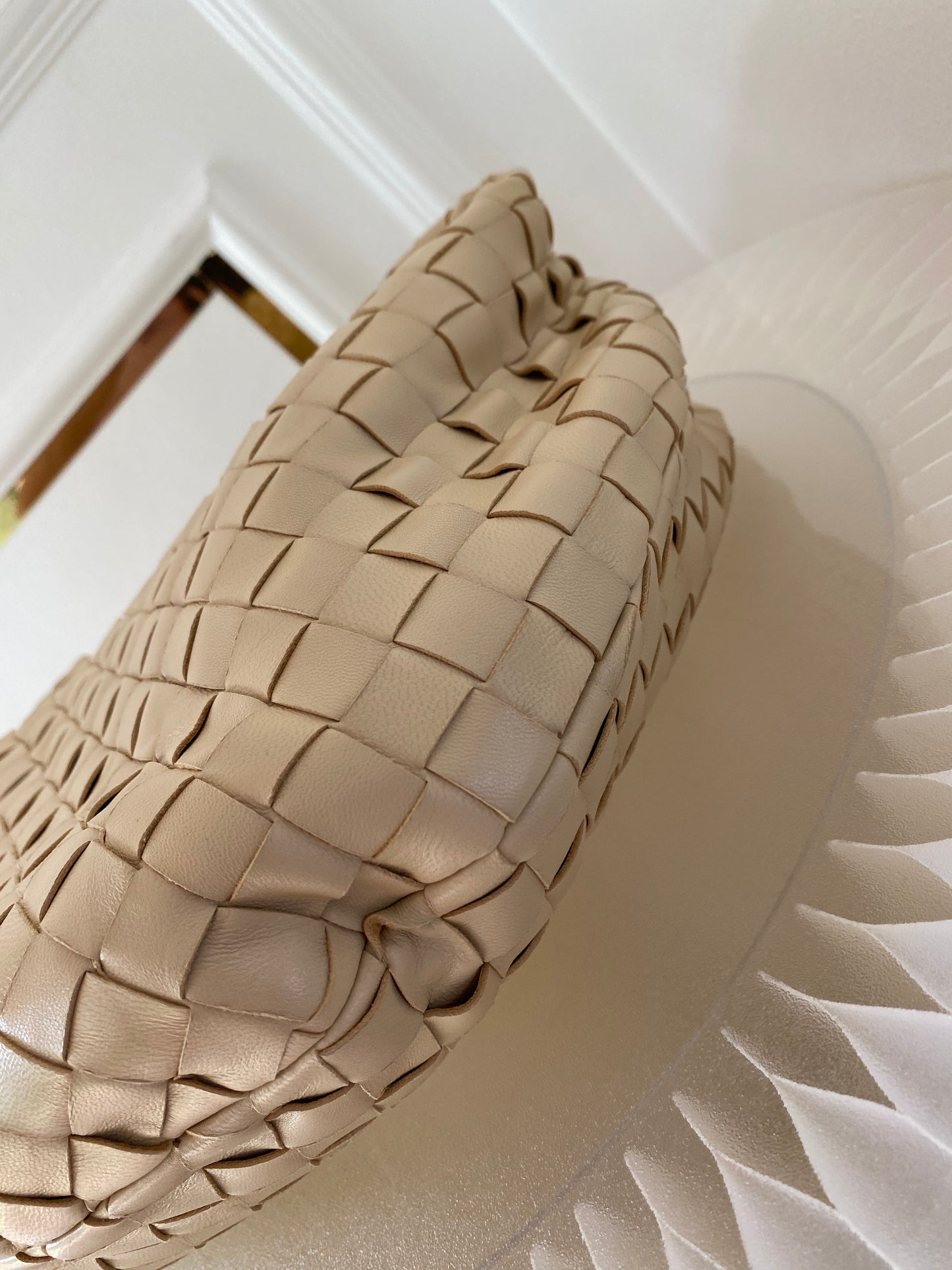Bottega Veneta Jodie Teen Beige