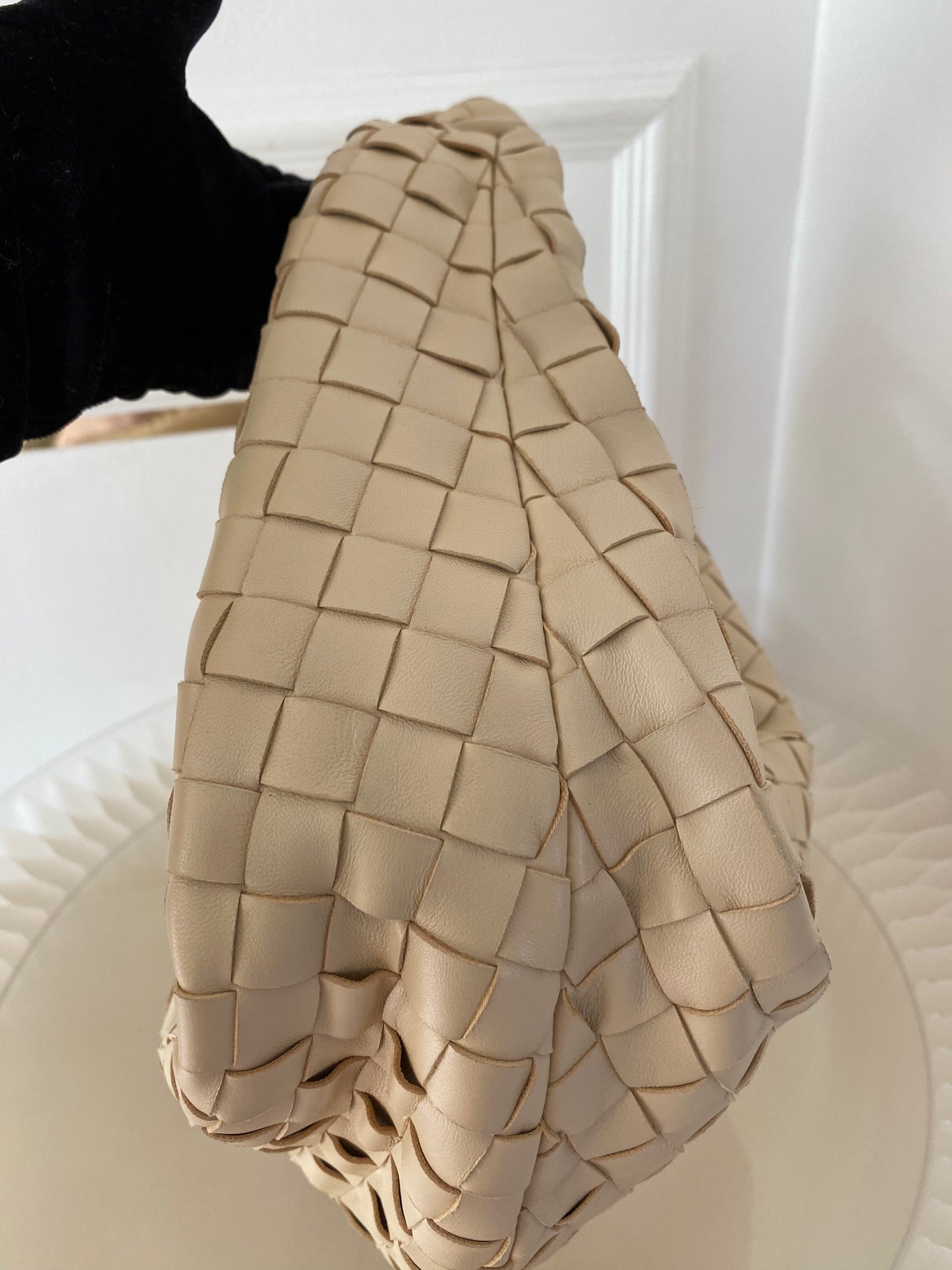 Bottega Veneta Jodie Teen Beige