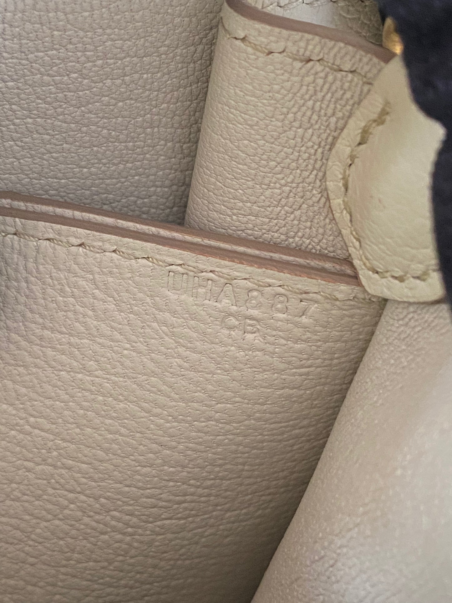 Hermes Roulis 23