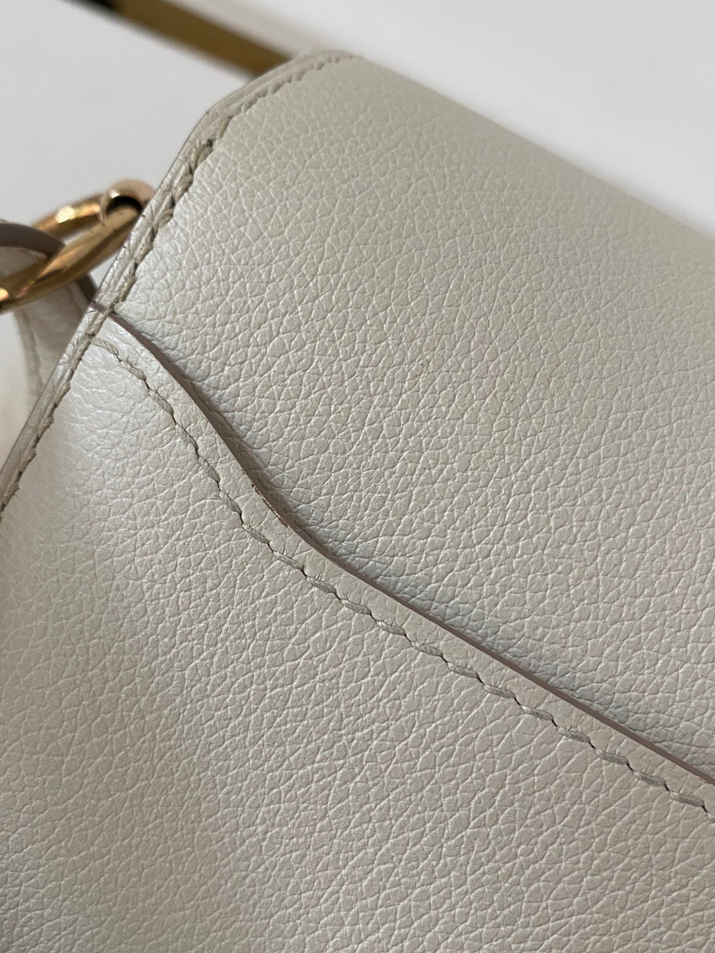 Hermes Roulis 23