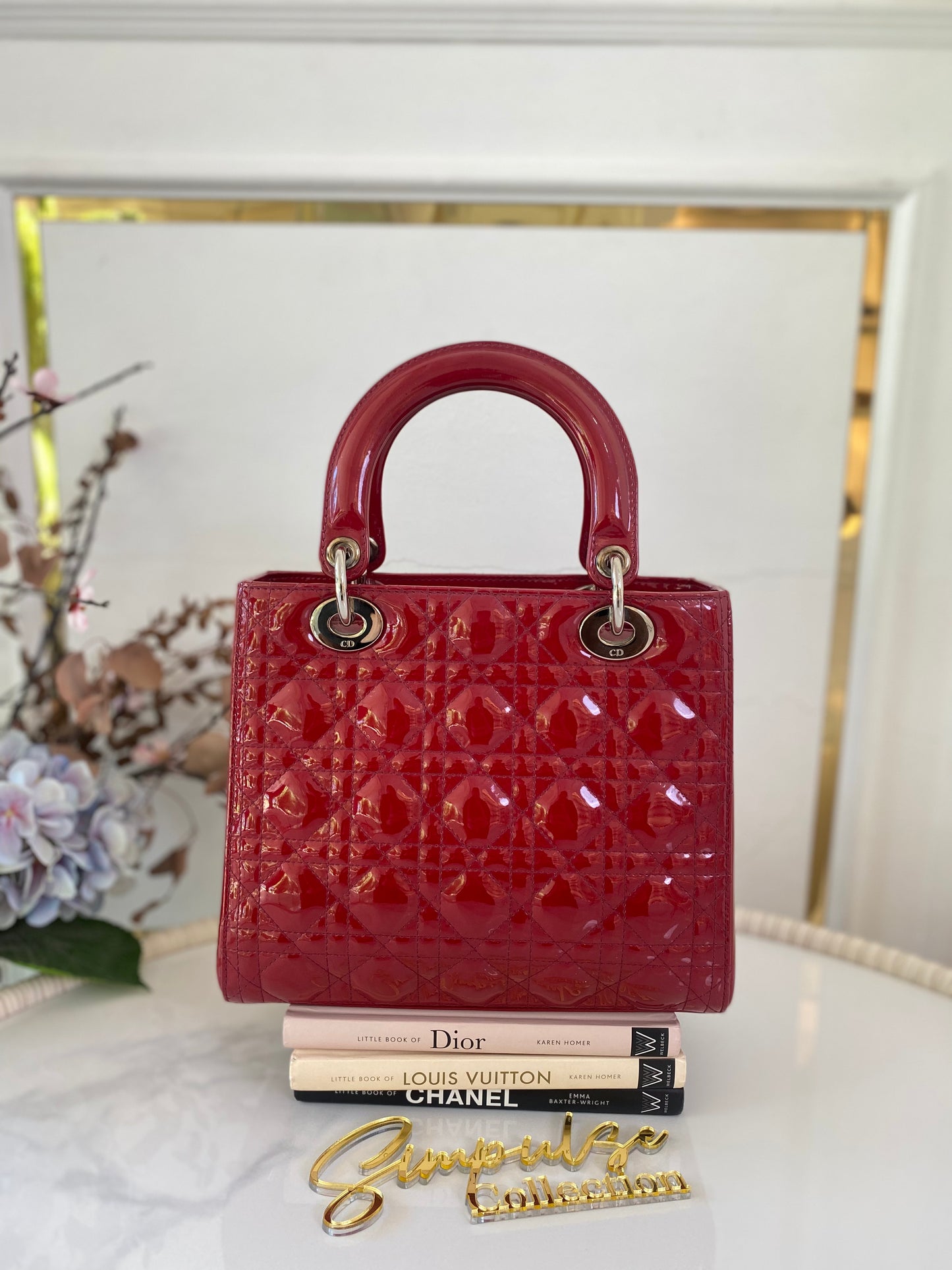 Lady D Medium Patent