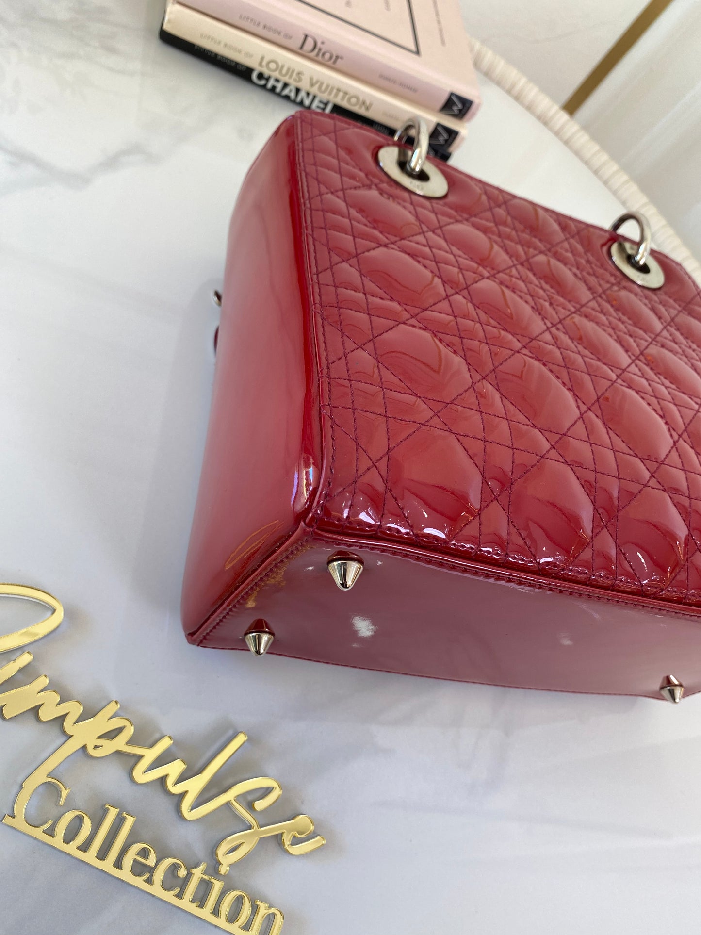 Lady D Medium Patent