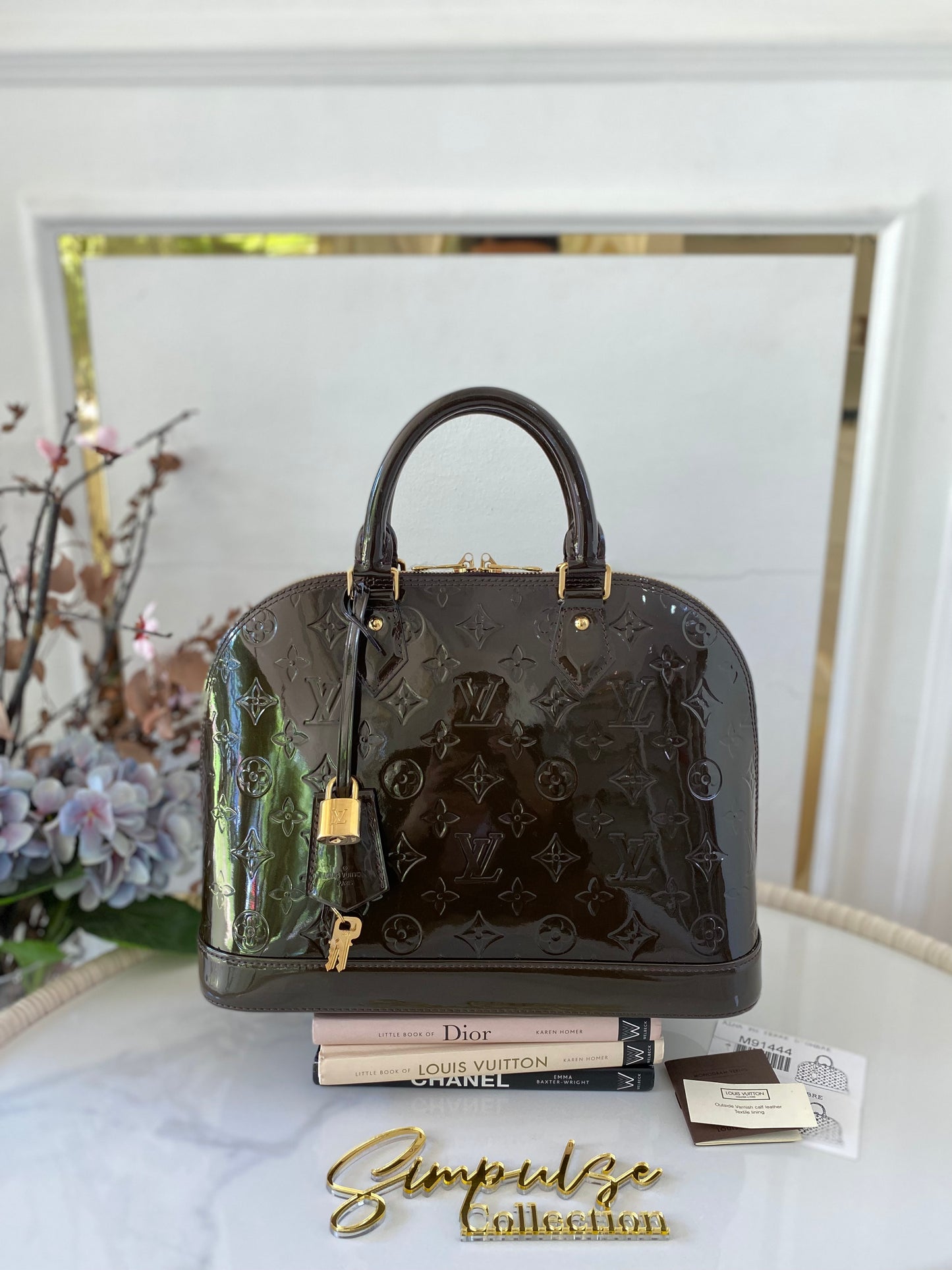 Louis Vuitton Alma Vernis Ombre Pm Size