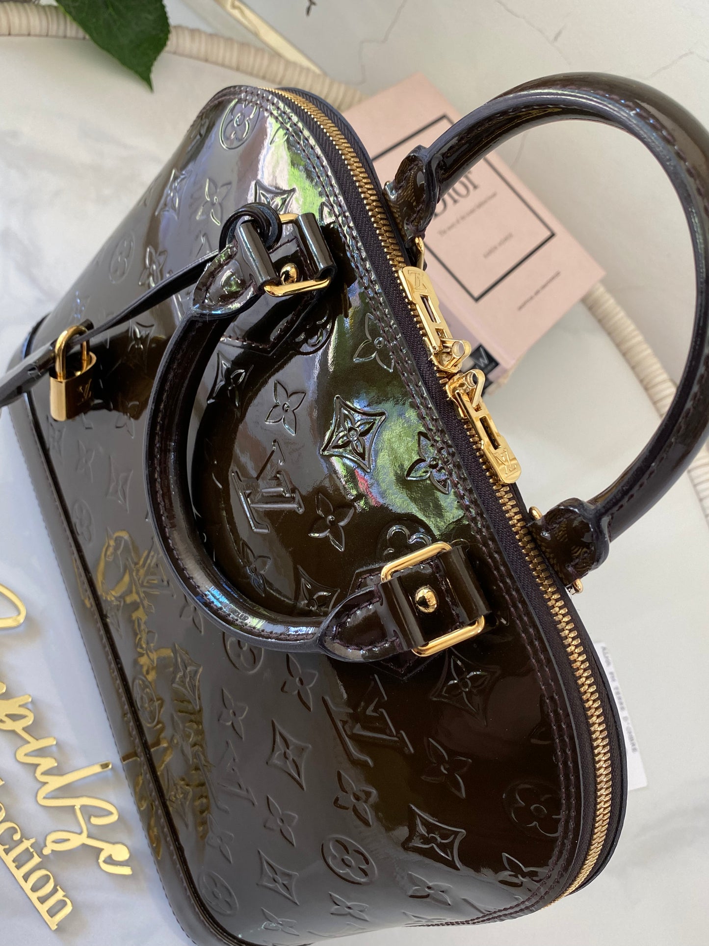 Louis Vuitton Alma Vernis Ombre Pm Size